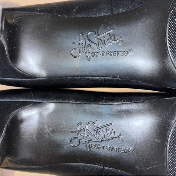 J.Renee Black Women's Pumps - Picture 4 of 6